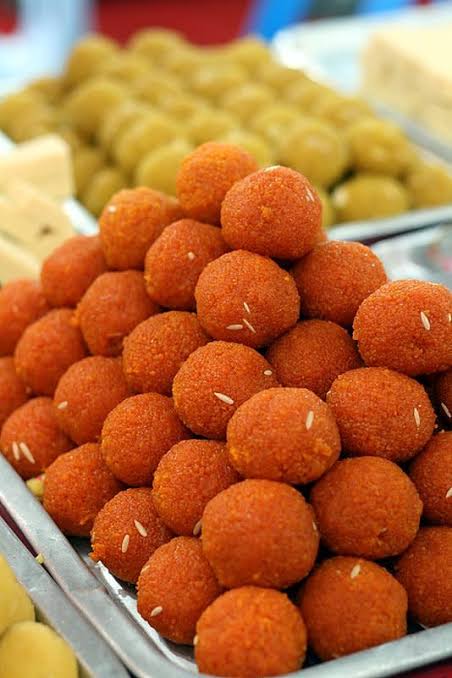 Motichur laddu